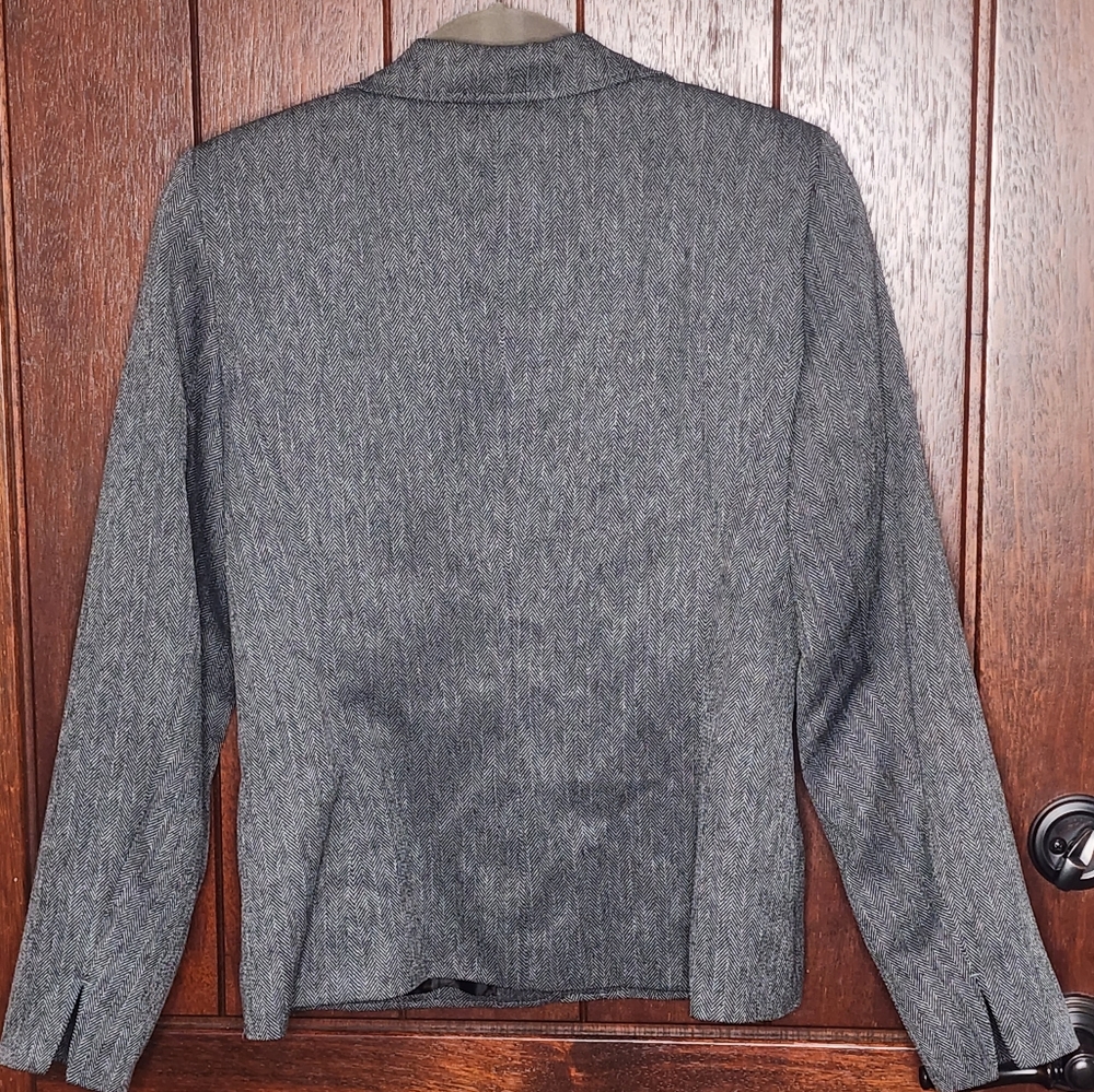 Atelier One Button Blazer - Picture 2 of 8